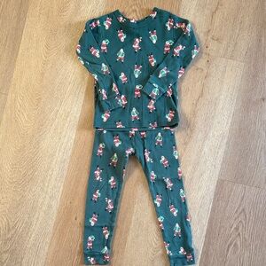 GAP Festive Green Organic Santa Pajama set